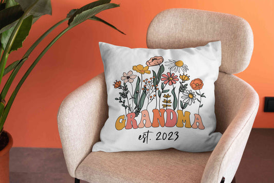 Personalized Grandma Pillow, Pregnancy Announcement Pillow, New Grandma Gift, New Baby Announcement, Retro Wildflowers, Pillow for Grandma