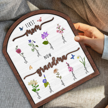 Personalized Birth Month Flower Wooden Plaque, Custom Name Grandkids, Custom Birth Month Flowers, First Mom Now Grandma, Gift For Mom